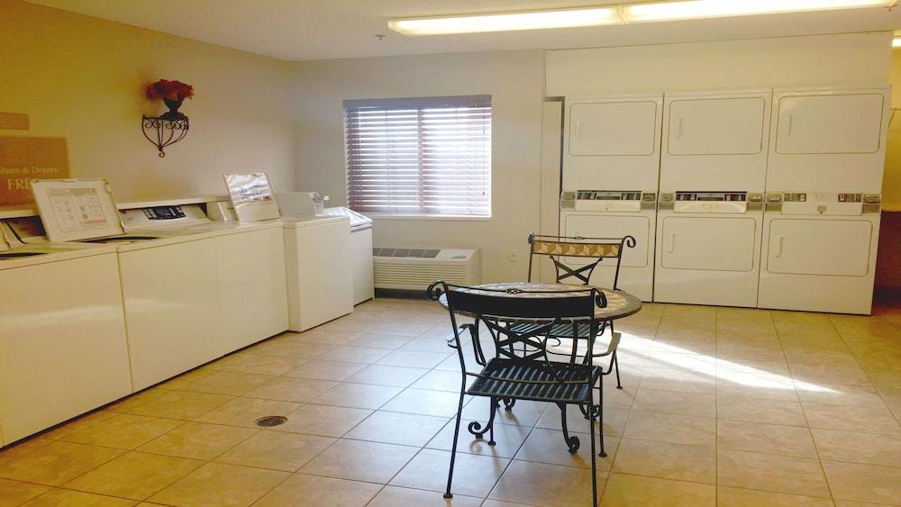 Sonesta Simply Suites Chicago Naperville Warrenville Екстериор снимка