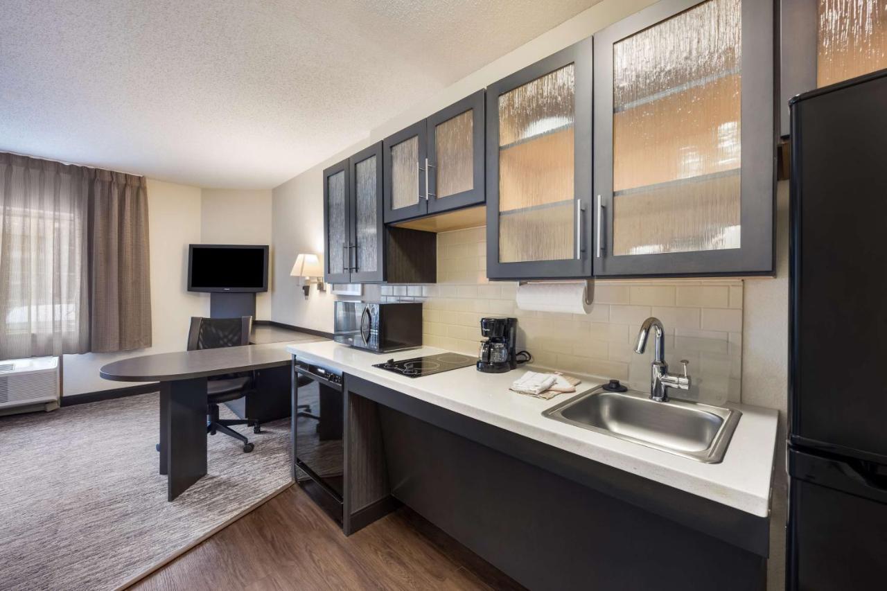 Sonesta Simply Suites Chicago Naperville Warrenville Екстериор снимка